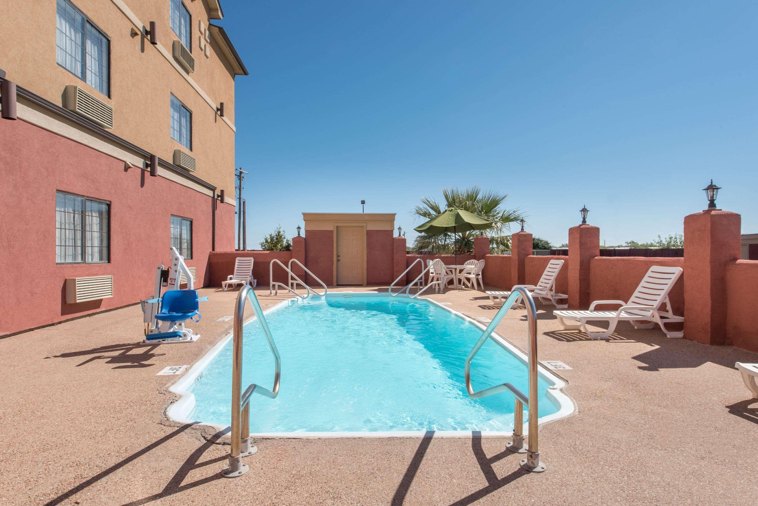 Super 8 By Wyndham Abilene South Hotel Exterior foto